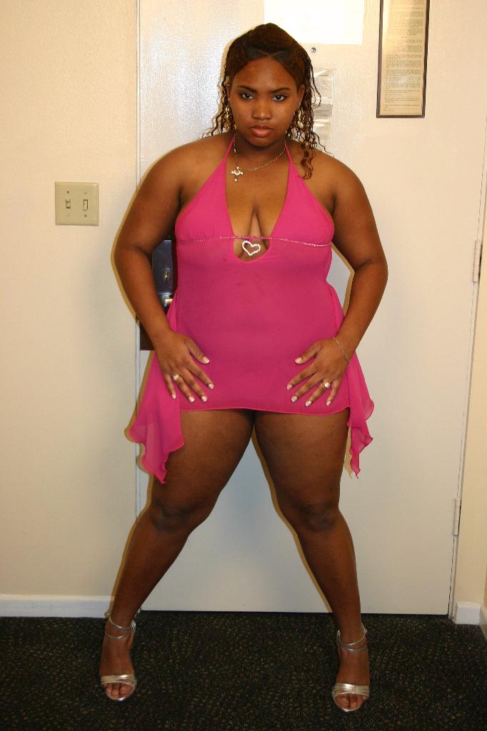 Juicy Ebony Thighs - Yaya Thick Juicy Ebony BBW nude pics, porn galleries at JustPicsPlease.com