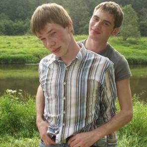 Outdoor Banging Twinks #230166
